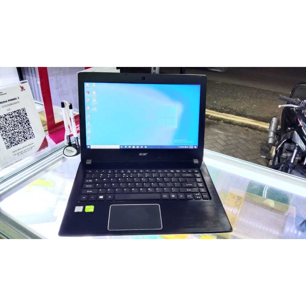 Laptop Acer E5-475G Core i3 Gen 6 Dual VGA Graphic Second
