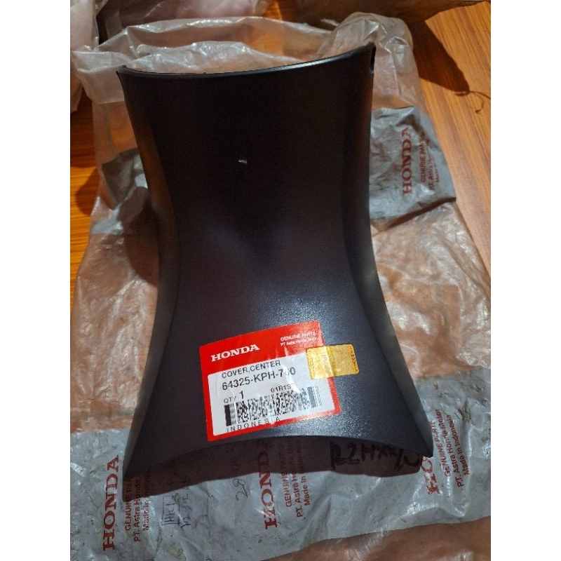 legshield leksil cover center tengah honda supra X125 x 125 old original ahm honda 64325-kph-700