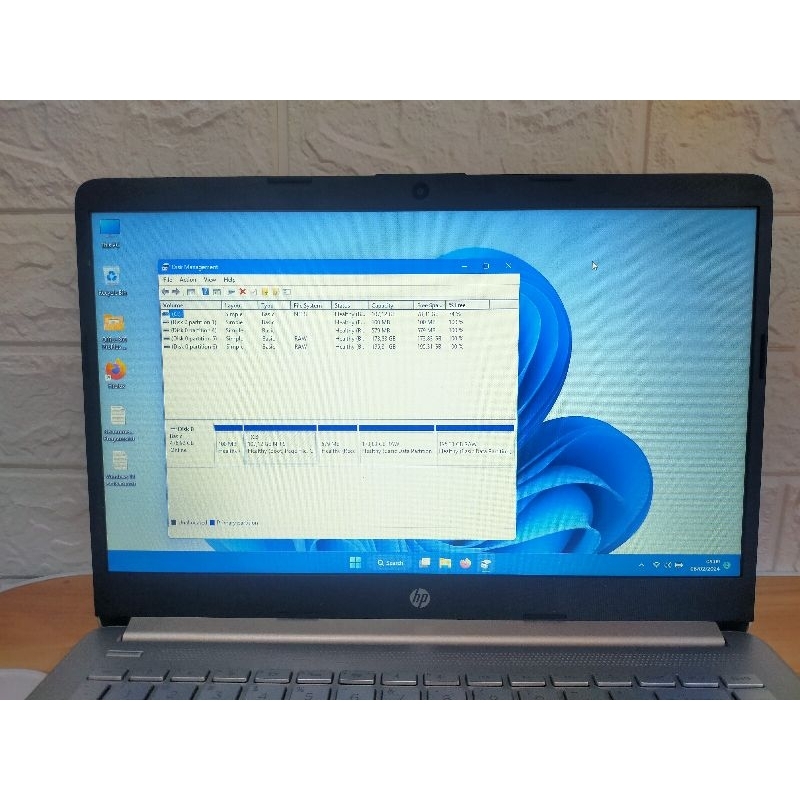 HP 14S Athlon Silver 4/512