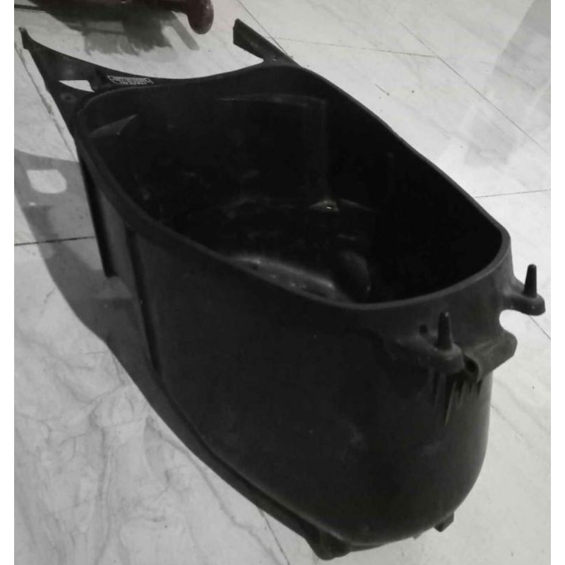bagasi jok vario 125 old 81250 KZR-600 honda bekas original