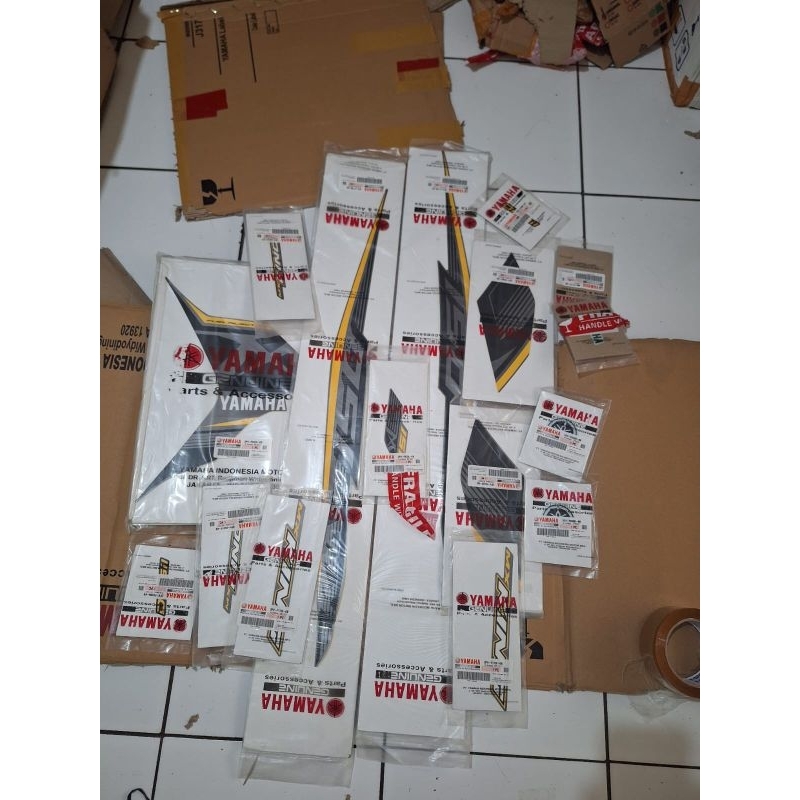STRIPING STIKER MOTOR FULL BODY MX KING 150 ORIGINAL YAMAHA