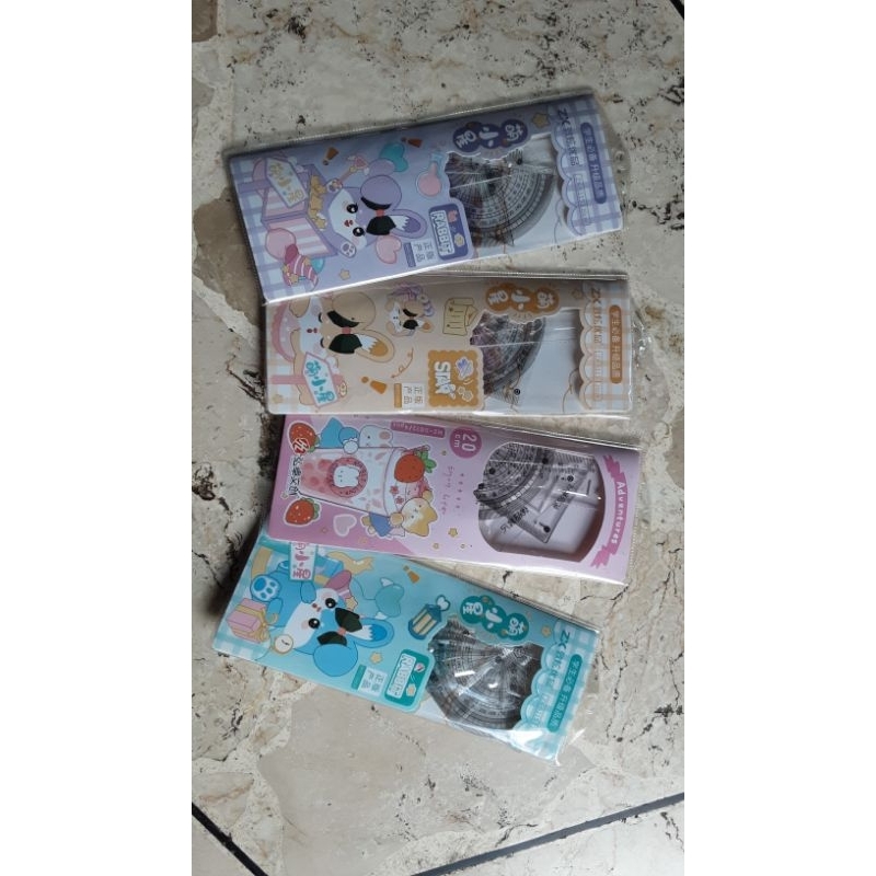 

Penggaris Set Mika isi 4 pcs