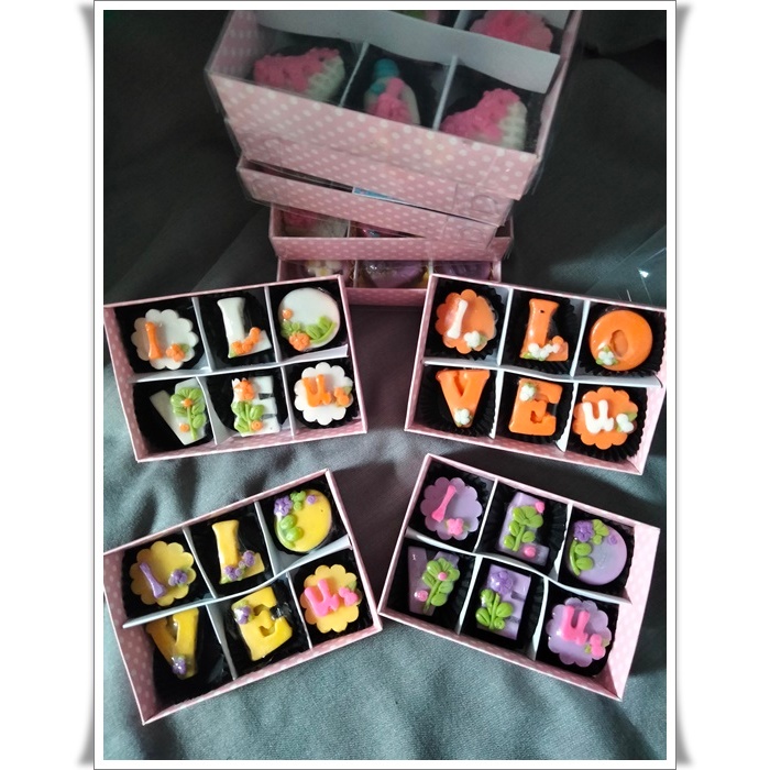

Box Cokelat Sekat 6