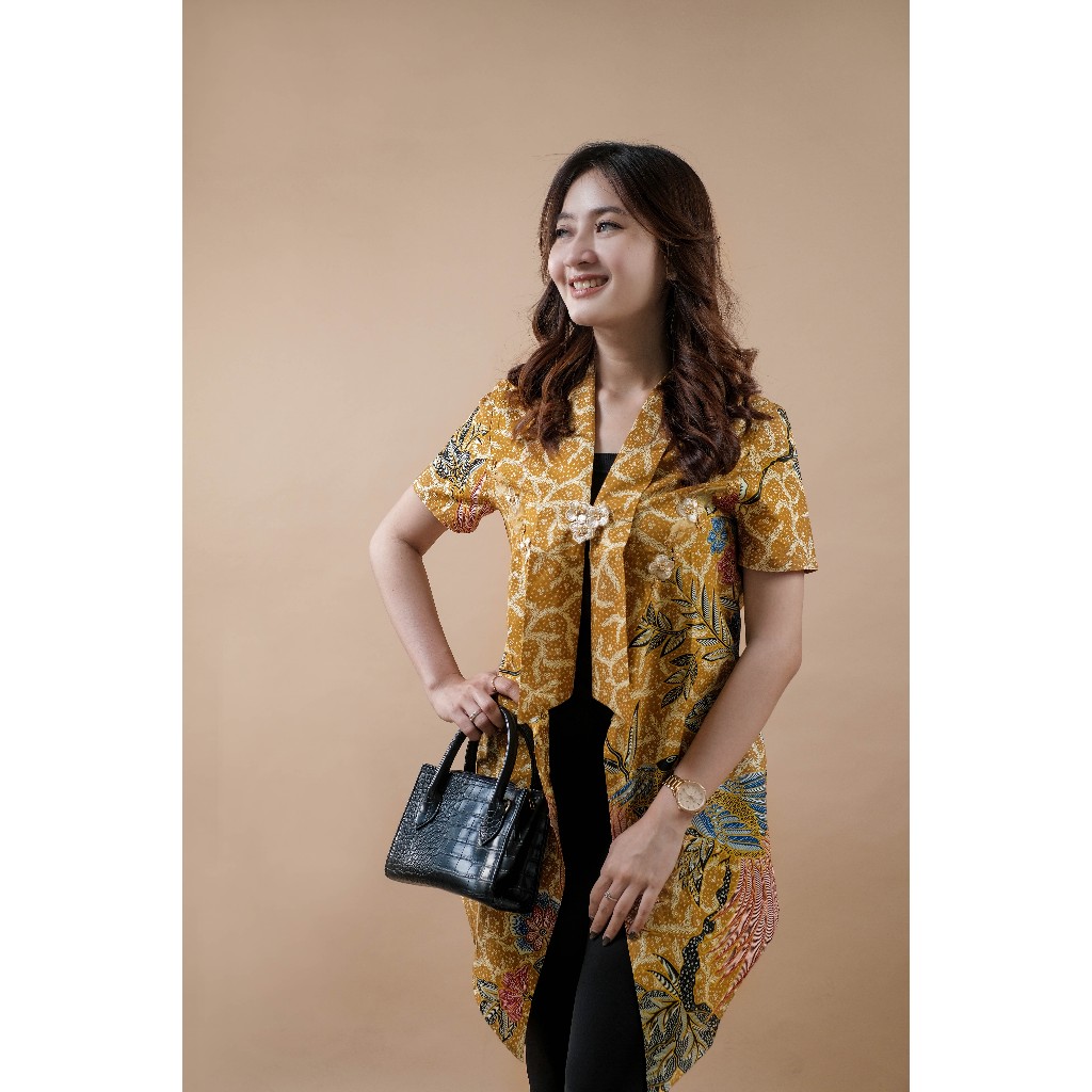 Karunia Ellia Outer Kebaya Batik