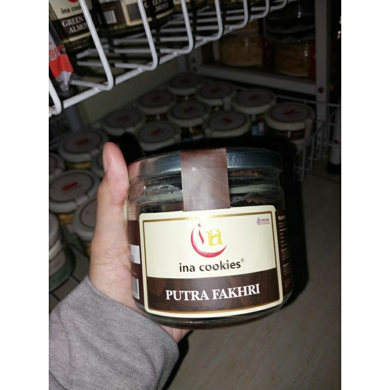 

INA COOKIES Putri Fakhri Jar