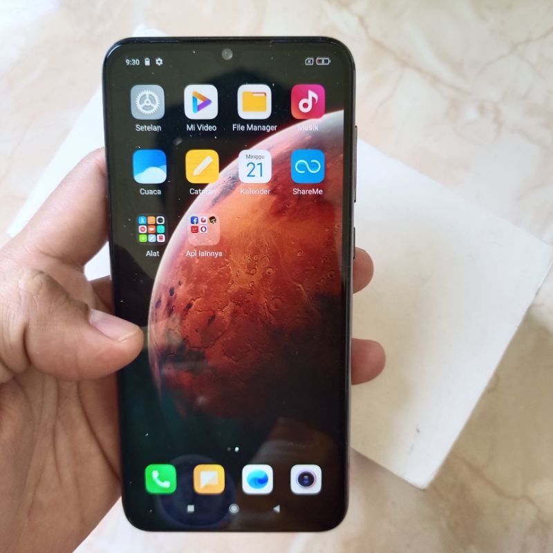 Xiaomi Mi 9 SE 6/128 Fullset ex Resmi Murah