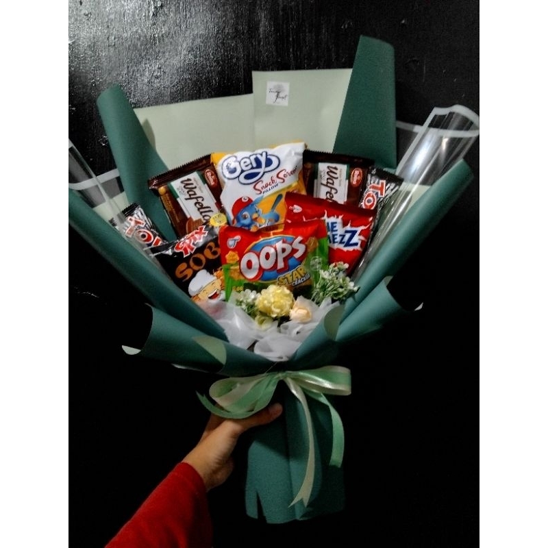 

Bucket Snack + free kartu ucapan