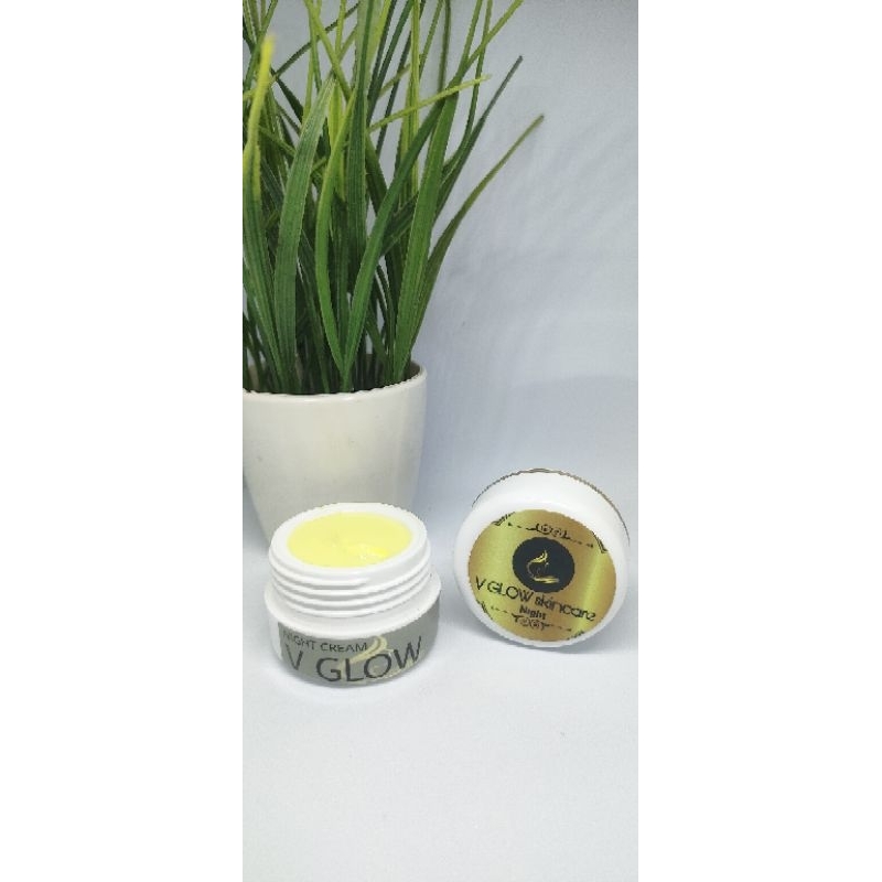 cream malam v glow
