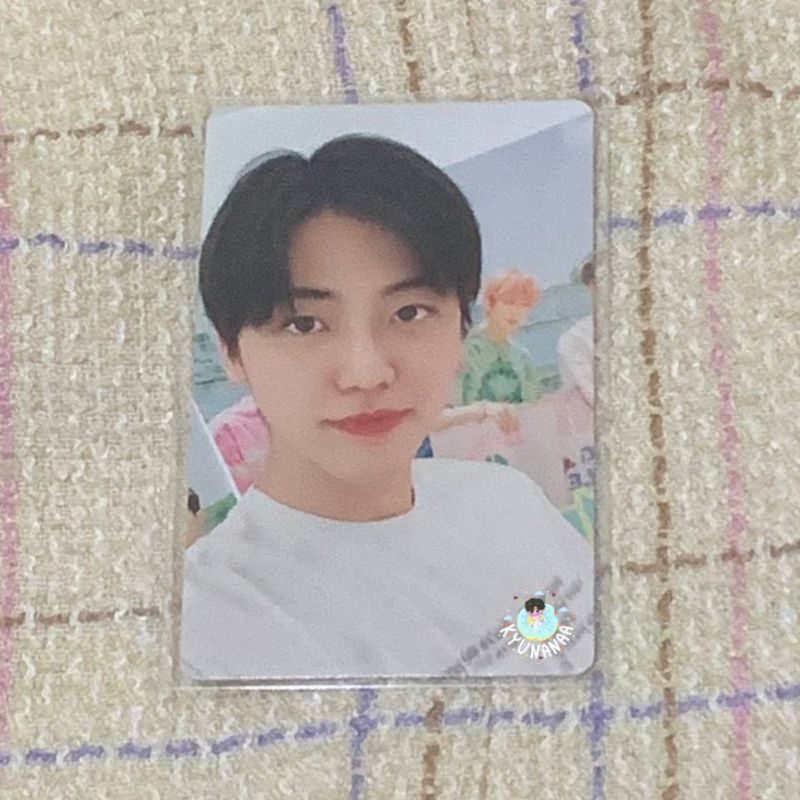 photocard official jaemin bene yizhiyu hello future ver A