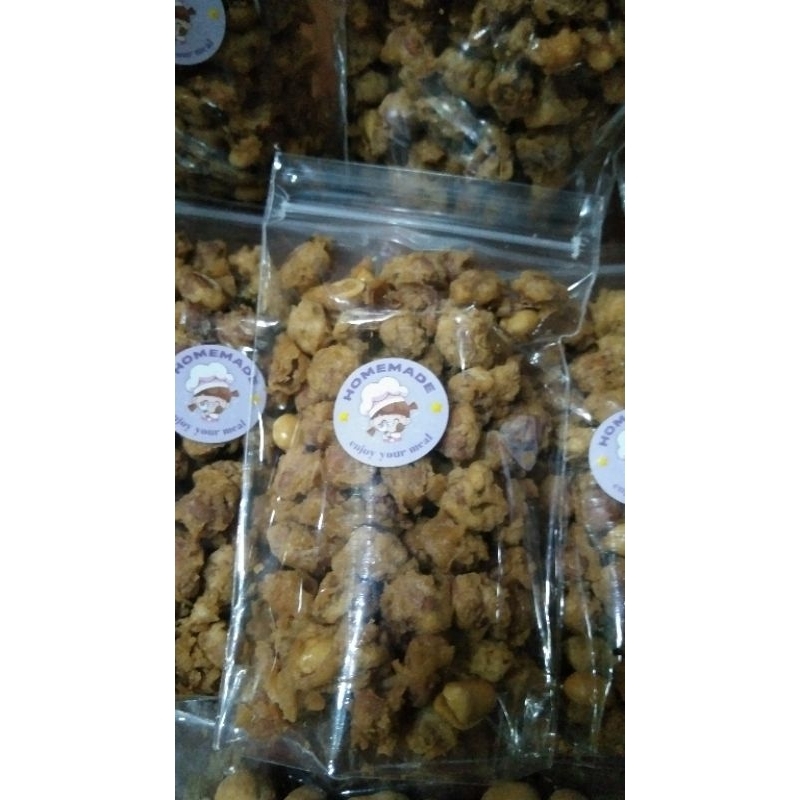 

Kacang kribo/kacang disko/kacang medan