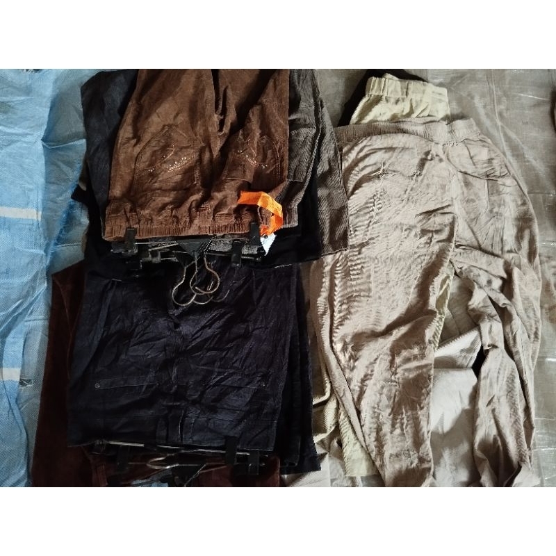 Borongan Celana Corduroy