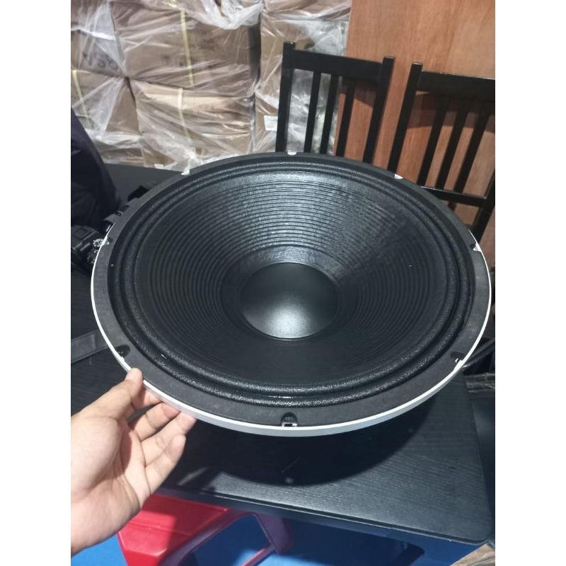 Komponen Speaker BETAVO 18 inch / doble Magnet