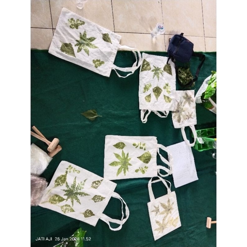 kain Custom ecoprint Pounding
