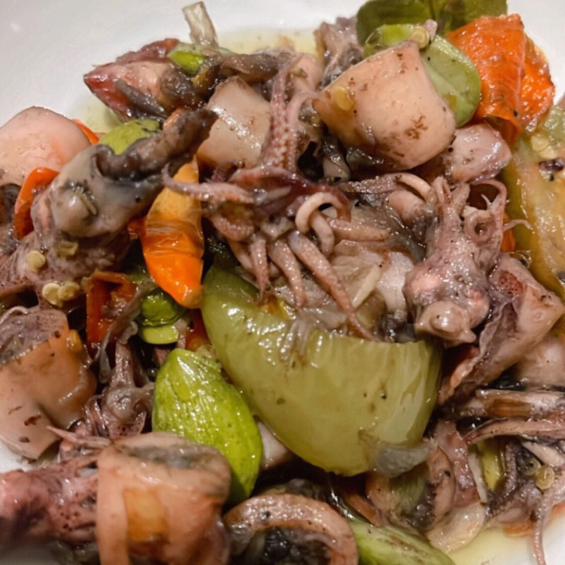 

Cumi tumis cabai bawang tomat 200gr packing vacum