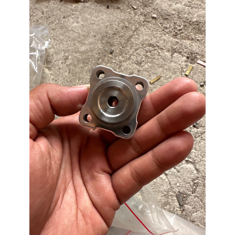 adaptor regulator P70 CNC stainless