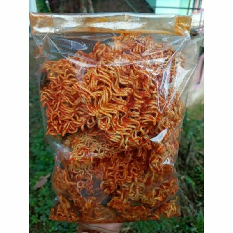 

Seblak Kering Mie Krenyes Daun Jeruk / Cemilan instan Termurah Bandung