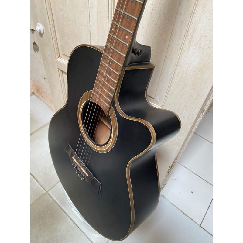 gitar enya amari