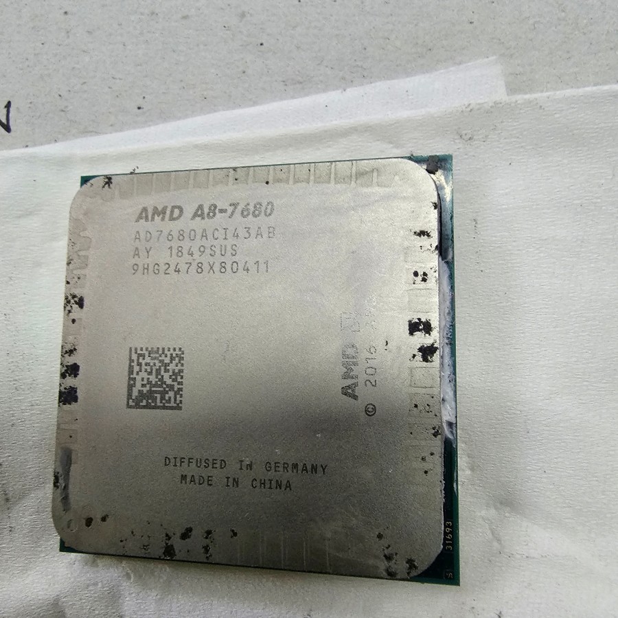 Processor AMD A8-7680 No Fan