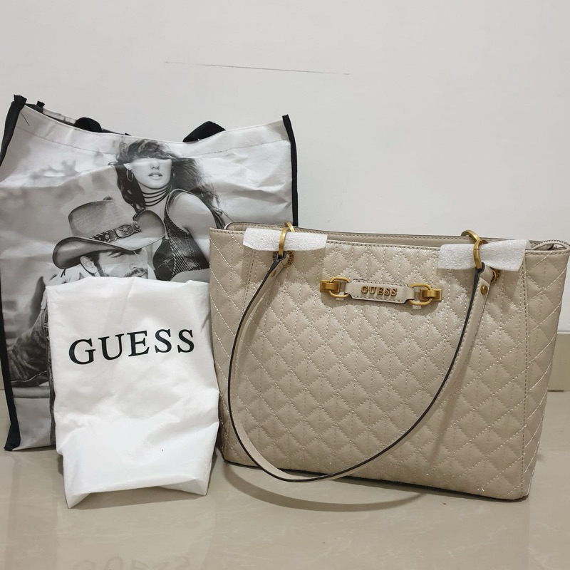 Preloved tas Guess Aveta Noel Tote Murah Nego | Preloved tas branded | preloved tas murah