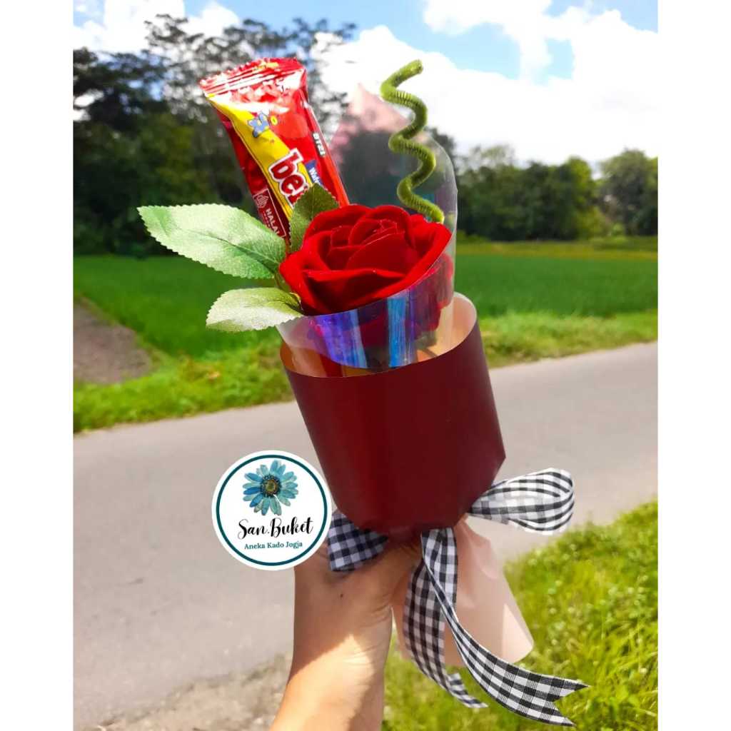 

BUKET COKLAT / BUKET VALENTINE/ KADO WISUDA