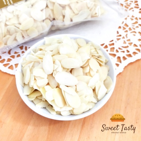 

HEMAT PROMO Kacang Almond Iris Almond Slice 1 gram 25 gram