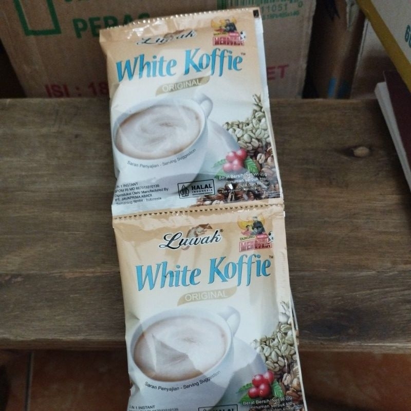 

Luwak White Coffe 1Renteng Isi 10 PCS