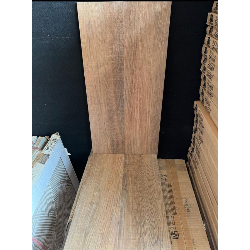 Lantai Kayu Motif Kayu 90x15/ GT912238R dMahony Rosato/ Ubin Kayu teras ruang dalam kamar dapur dind
