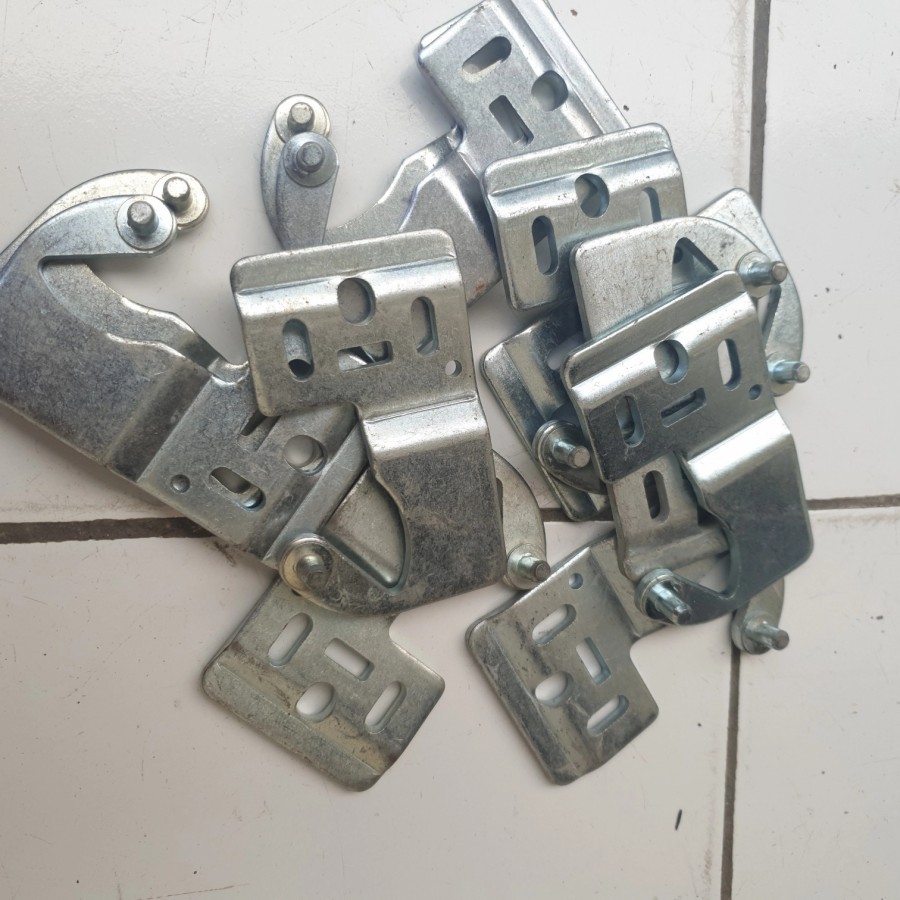 engsel kulkas bawah 05