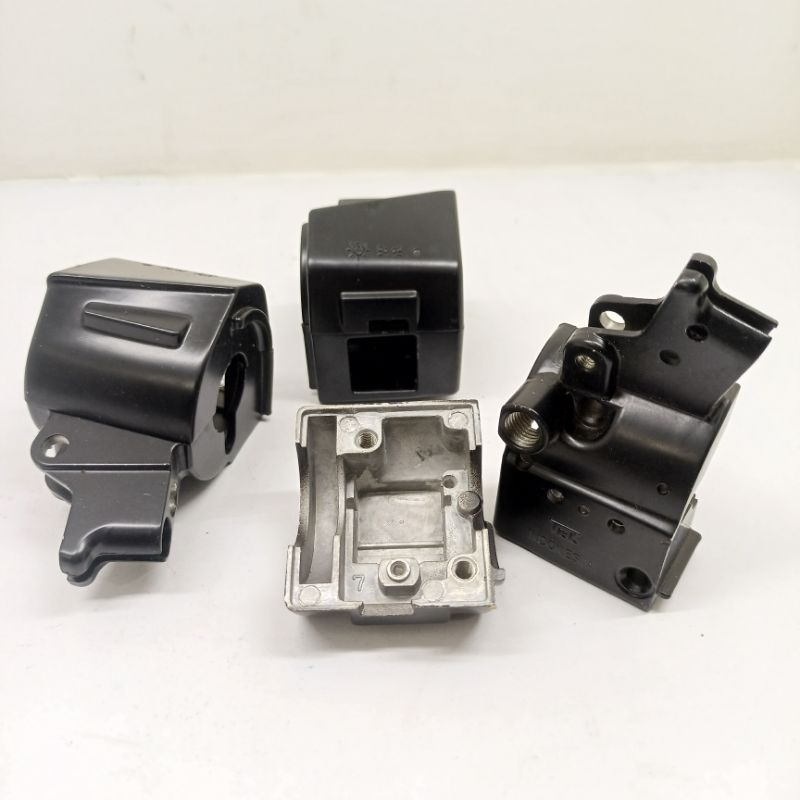 holder kanan honda astrea grand prima engkel cangkang holder kanan honda grand prima engkel original