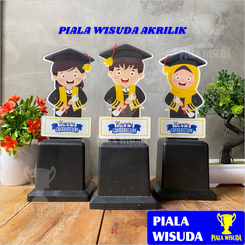 Piala Wisuda Akrilik Wisuda (Non Hijab Graduation) Piala Wisuda Karakter Almamater Emas  Piala Kulia