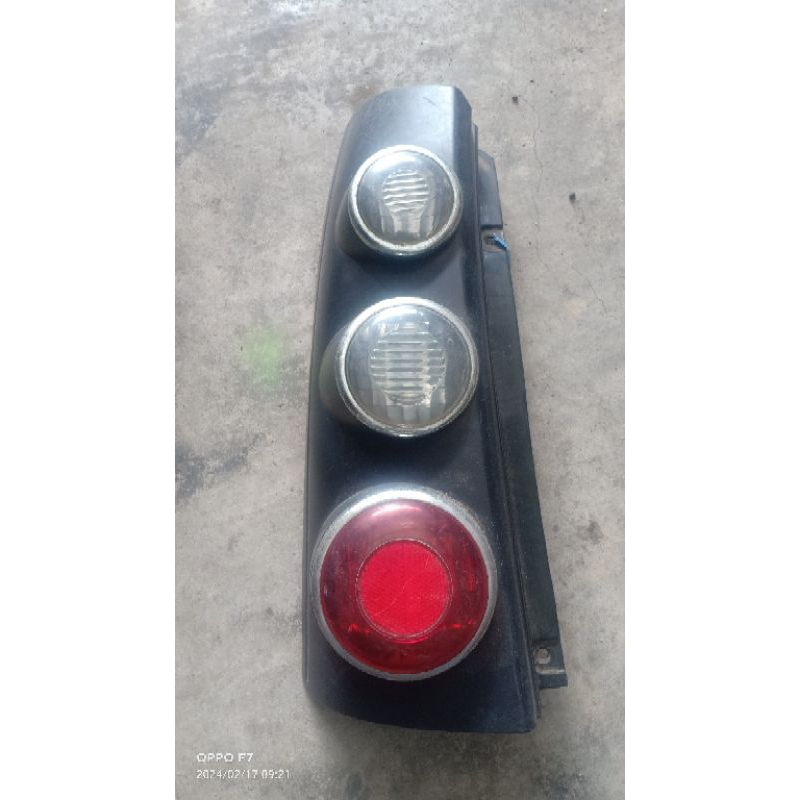 Stoplamp belakang Toyota Avanza/ Xenia variasi kiri
