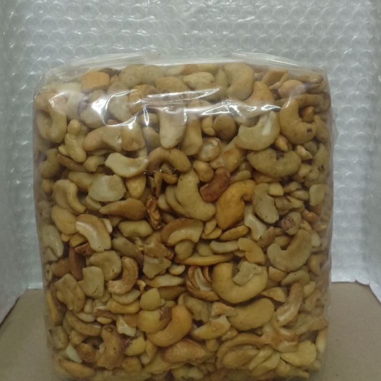 

FREE ONGKIR kacang Mede Patahan murah 1 kg