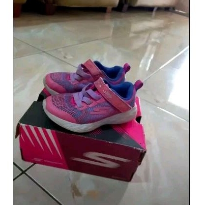 Skechers kids (preloved)