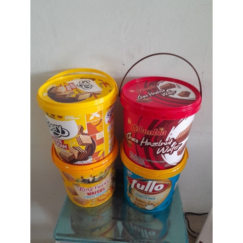 

paket 4 toples bebas pilih exp 2025