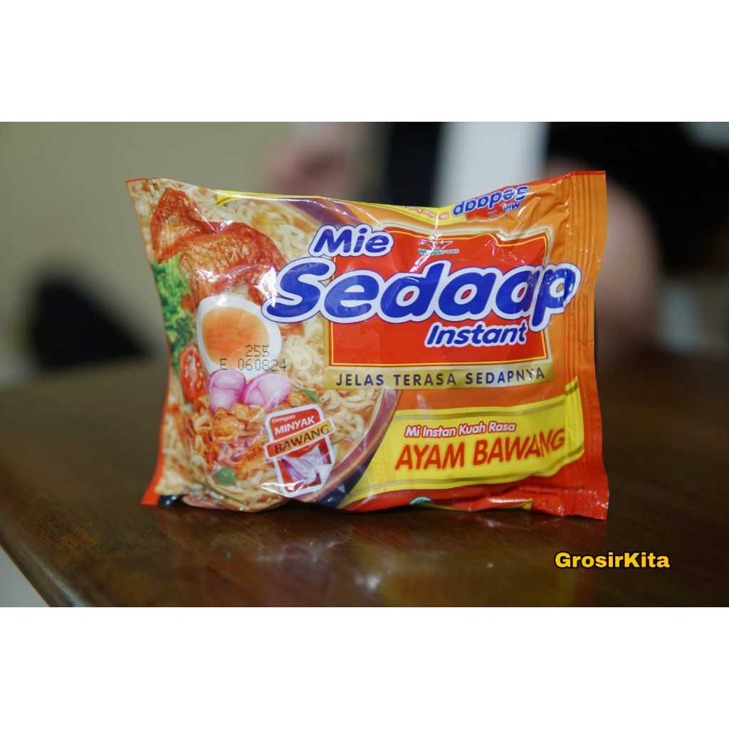 

Sedaap Mie Instan Ayam Bawang / 70gram