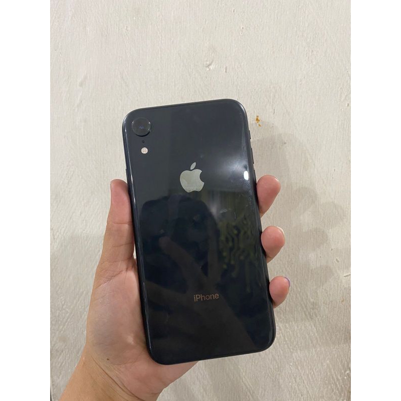 second iphone xr 128gb hitam