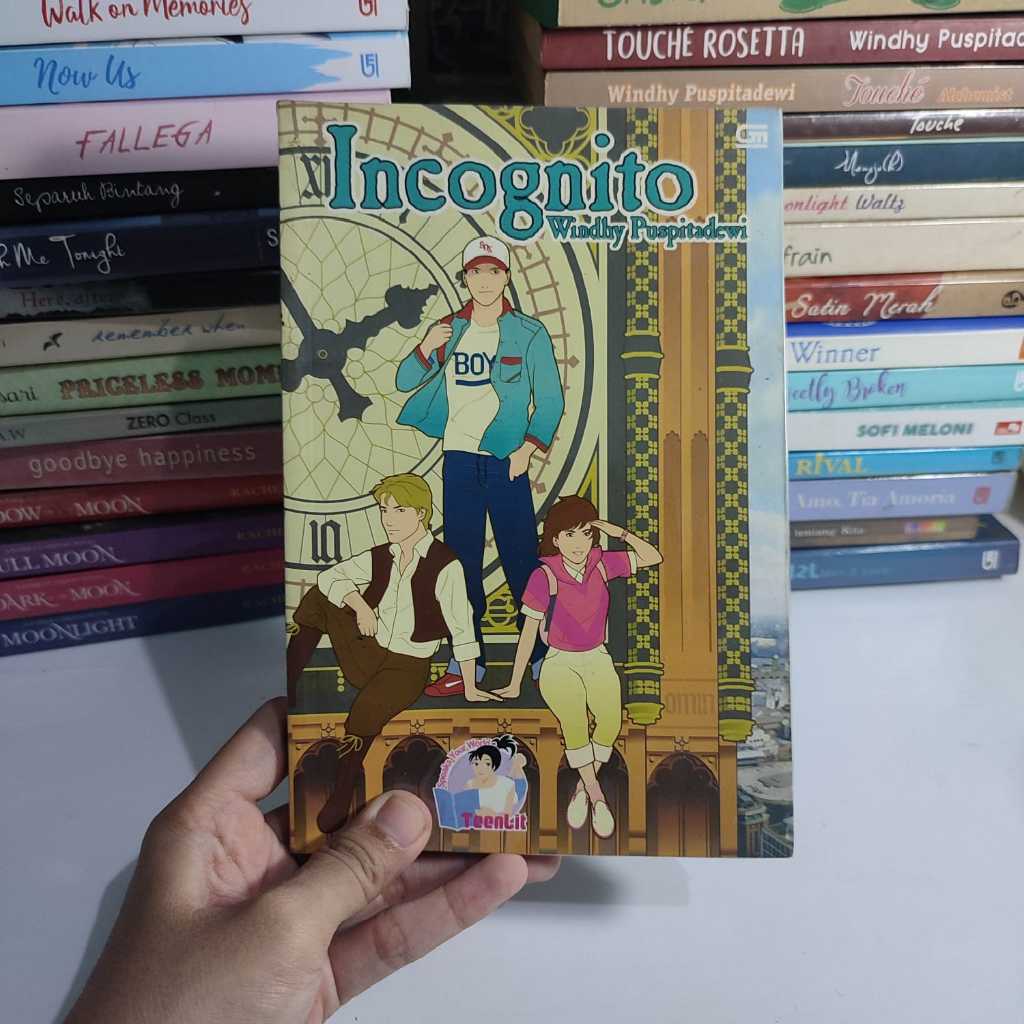 [PRELOVED] Novel Incognito by Windhy Puspitadewi