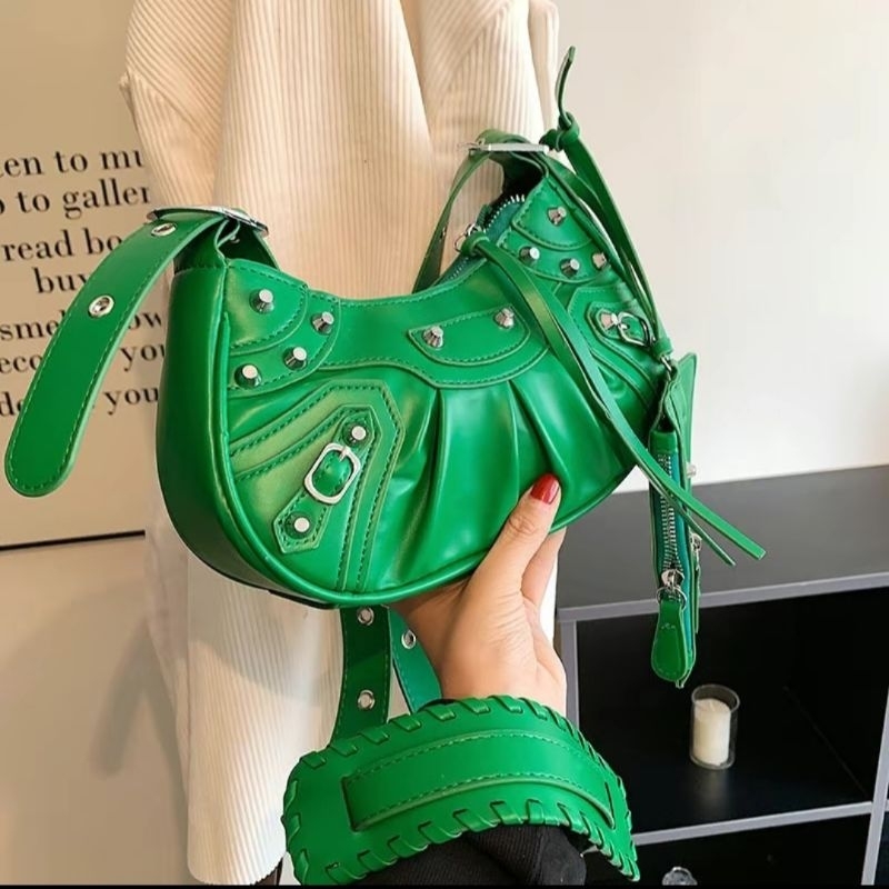 tas mini balenciaga