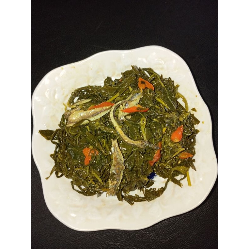 

daun singkong/frozen