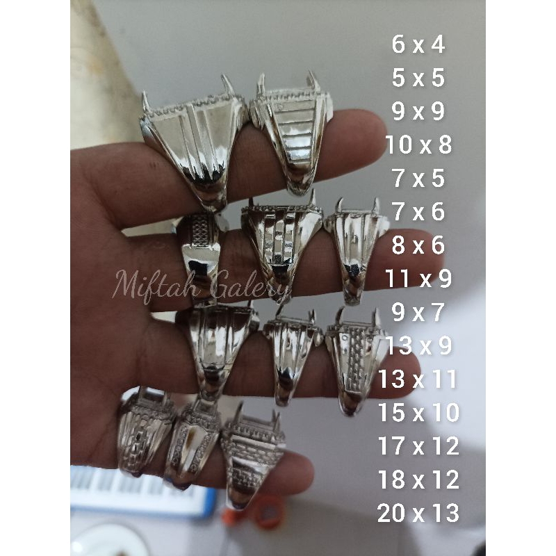 Emban cincin alpaka gigi capit  kotak