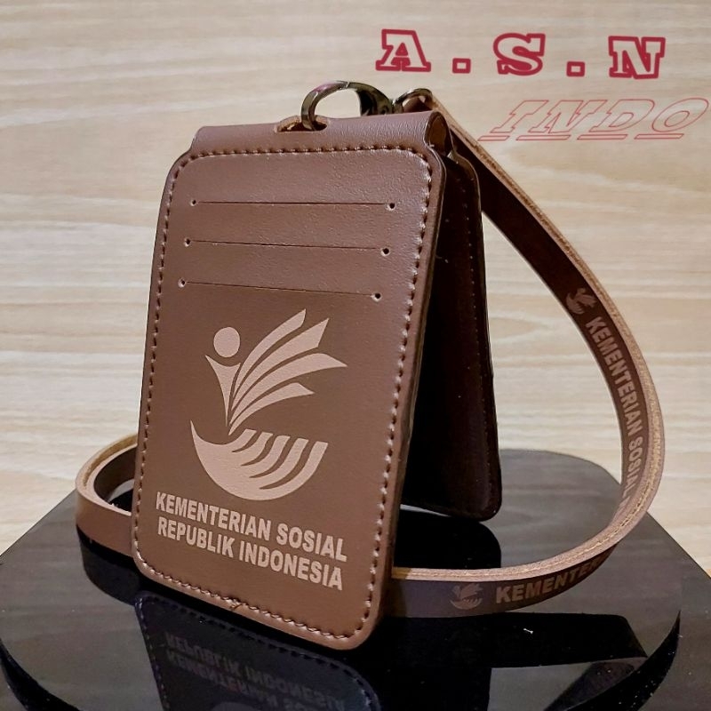 

Id Card Kulit Lipat Magnet KEMENSOS Id Card Kulit KEMENSOS Lipat