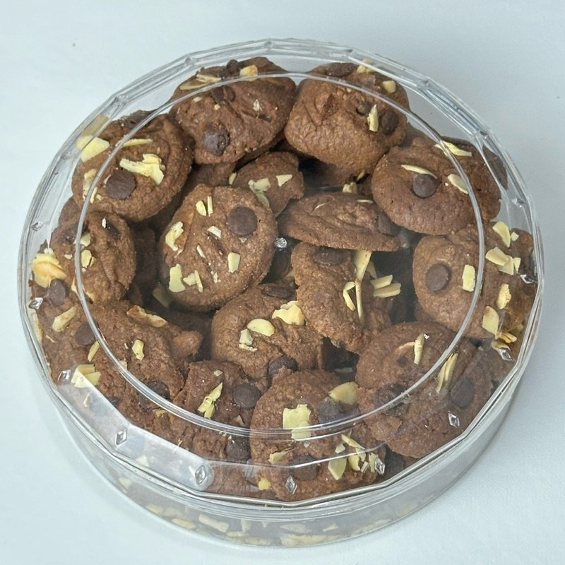 

DM - AA Kue Kering Choco Almond Toples Ukuran 450gram / Kue Kering Coklat Premium