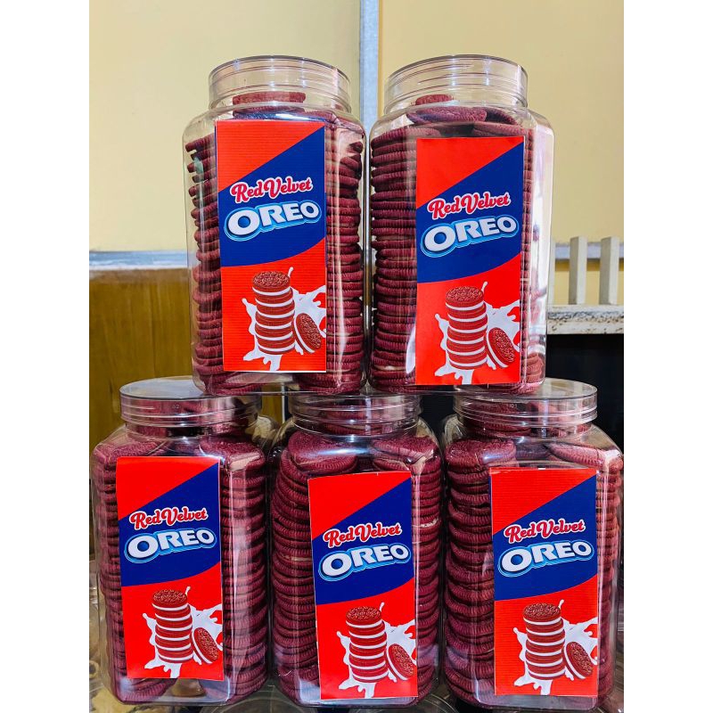 

Kuker Oreo red velvet