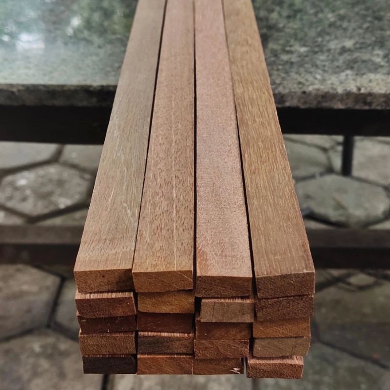 balok kayu jati asli perhutani 2x2.5x100 cm isi 20 pcs sudah halus