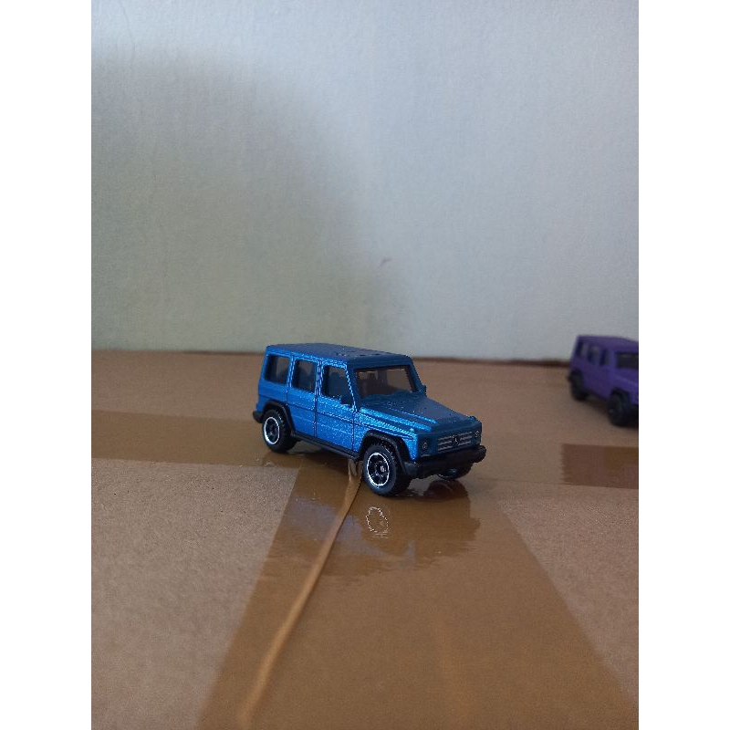 Matchbox mercedes-Benz G-class biru