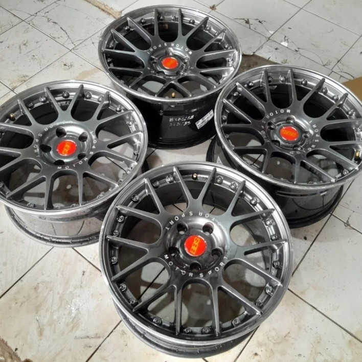 Velg Bekas Ring 17 Baut 5 BBS R17 X7,5-8,5 5X114,3 ET30-35