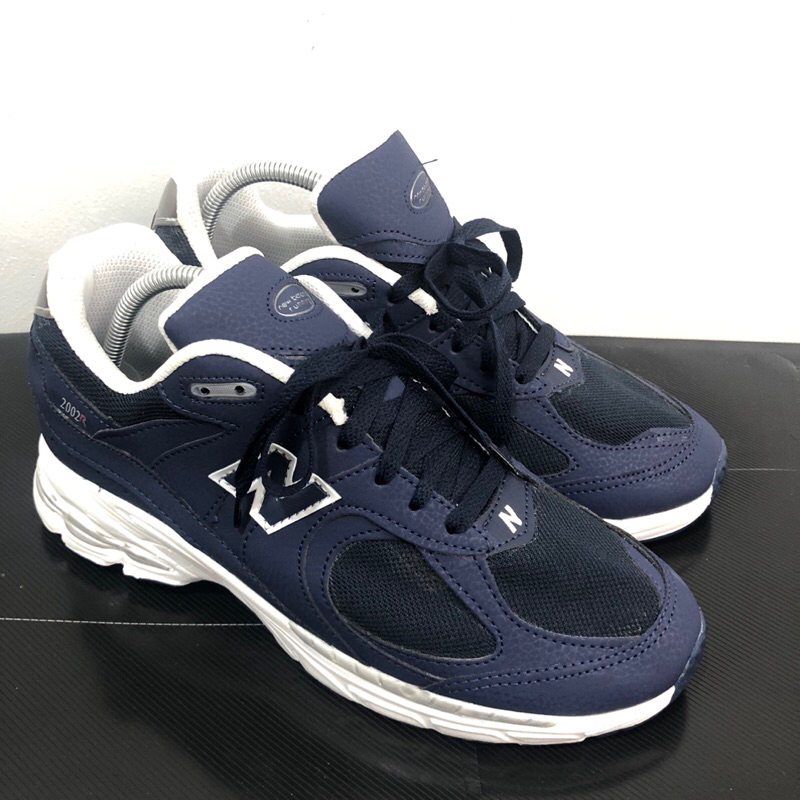 Sepatu New Balance 2002R Navy Second