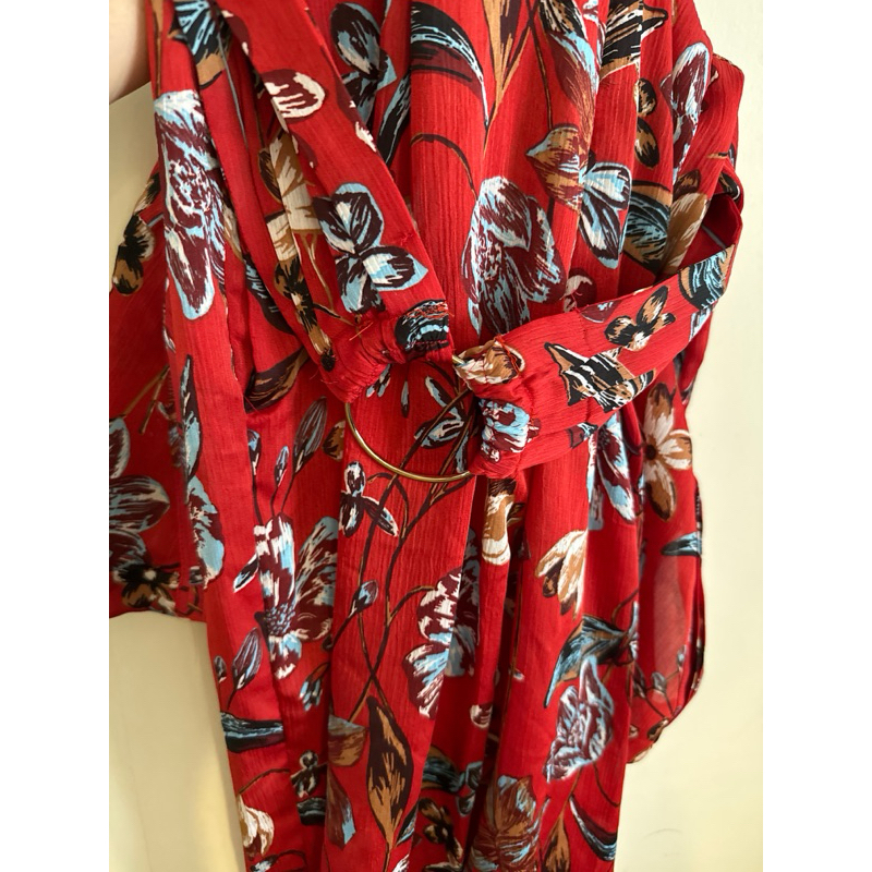 jumpsuit celana panjang motif bunga merah