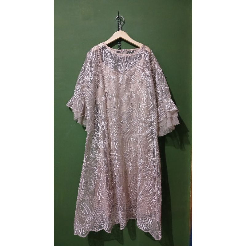 Brokat dress (Julie Dress dari Missnomi)