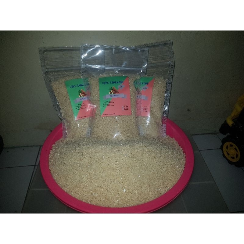 

oyek singkong/ tiwul / nasi singkong fresh 1000 gram